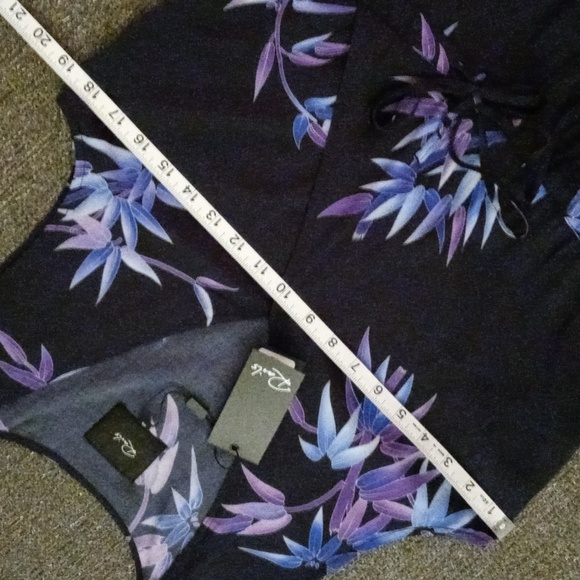 🆕️ 💜HTF Rails💜 - Riley Navy/Purple Wisteria Print Romper - Picture 10 of 14